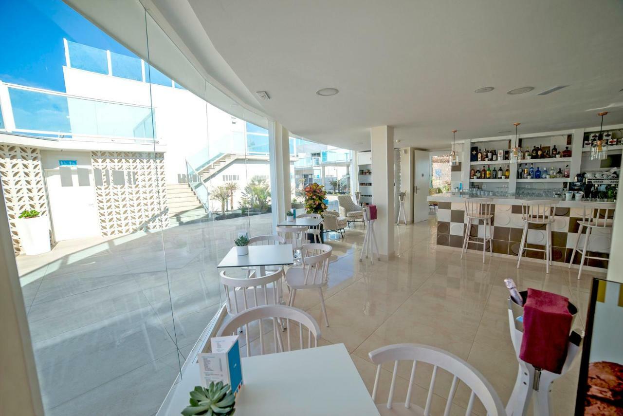 Hotel Boutique Tao Caleta Mar Коралео Екстериор снимка